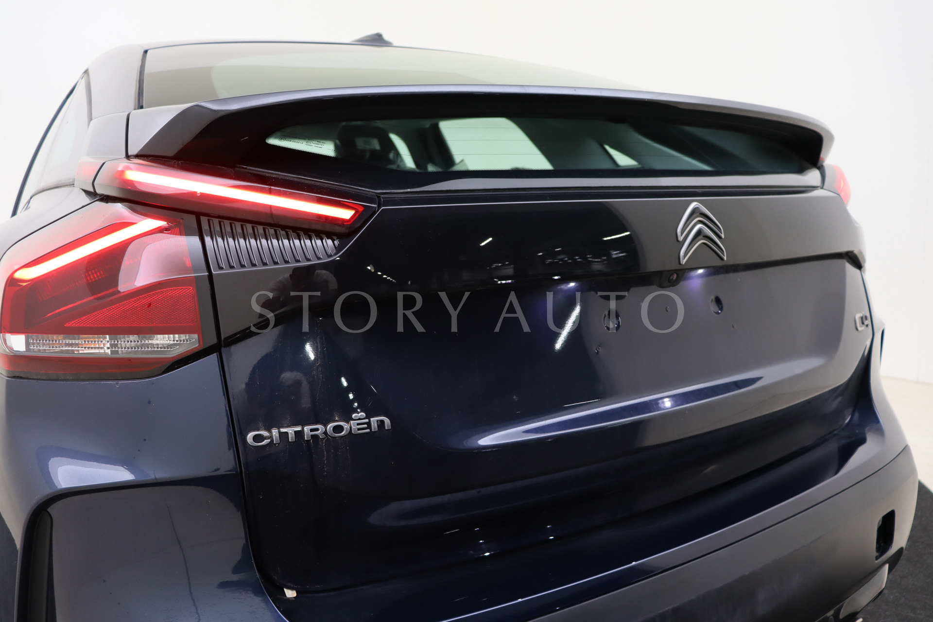 vr7bahnl7se000362-21